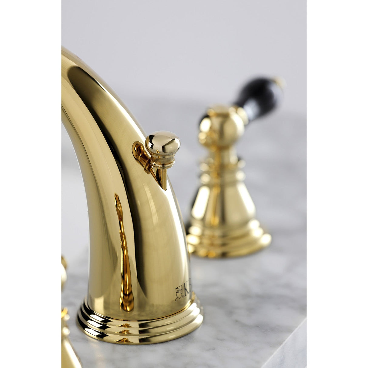 Duchess KB982AKL Two-Handle 3-Hole Deck Mount Widespread Bathroom Faucet with Plastic Pop-Up, Polished Brass
