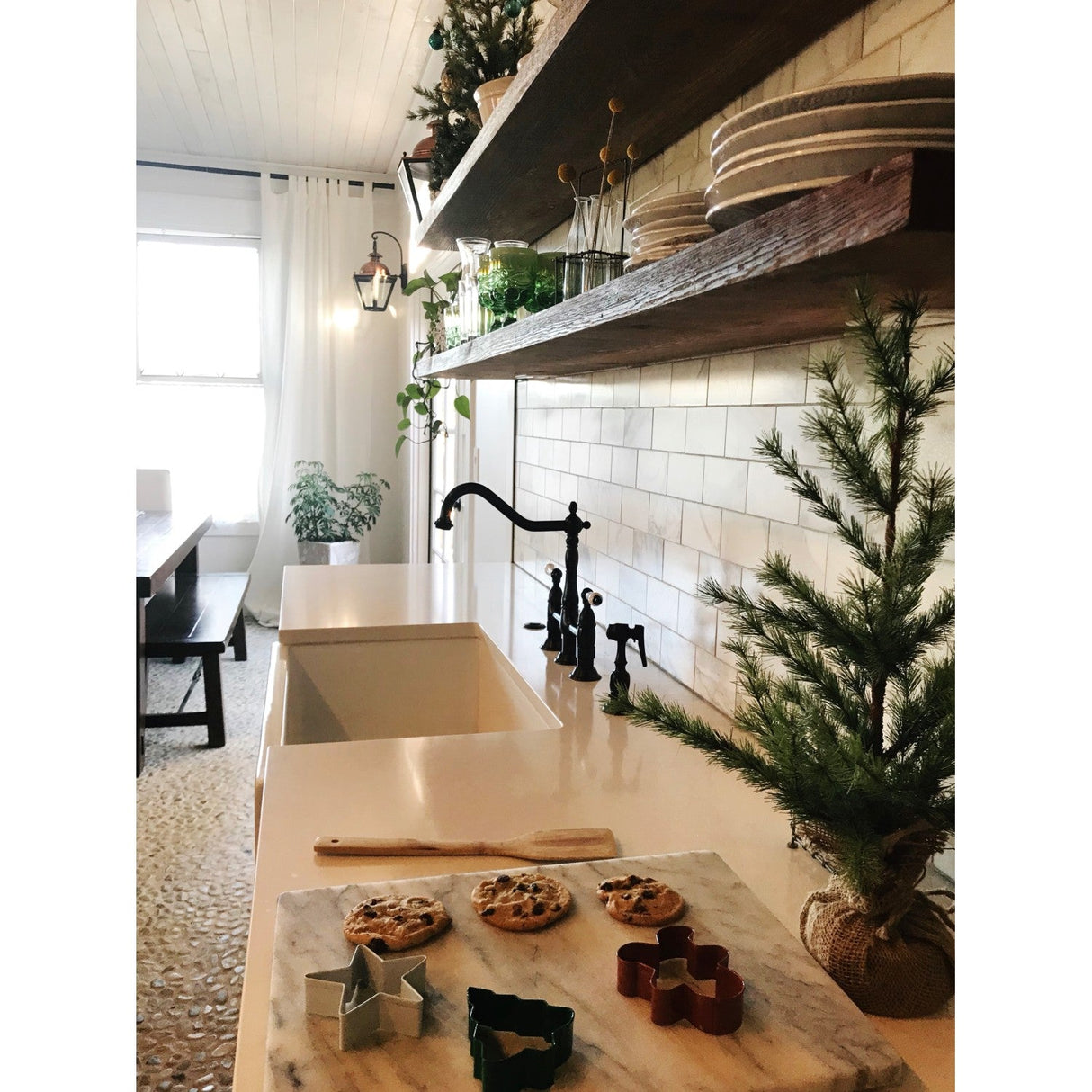 Heritage KS1275PLBS Two-Handle 4-Hole Deck Mount Bridge Kitchen Faucet with Brass Sprayer, Oil Rubbed Bronze