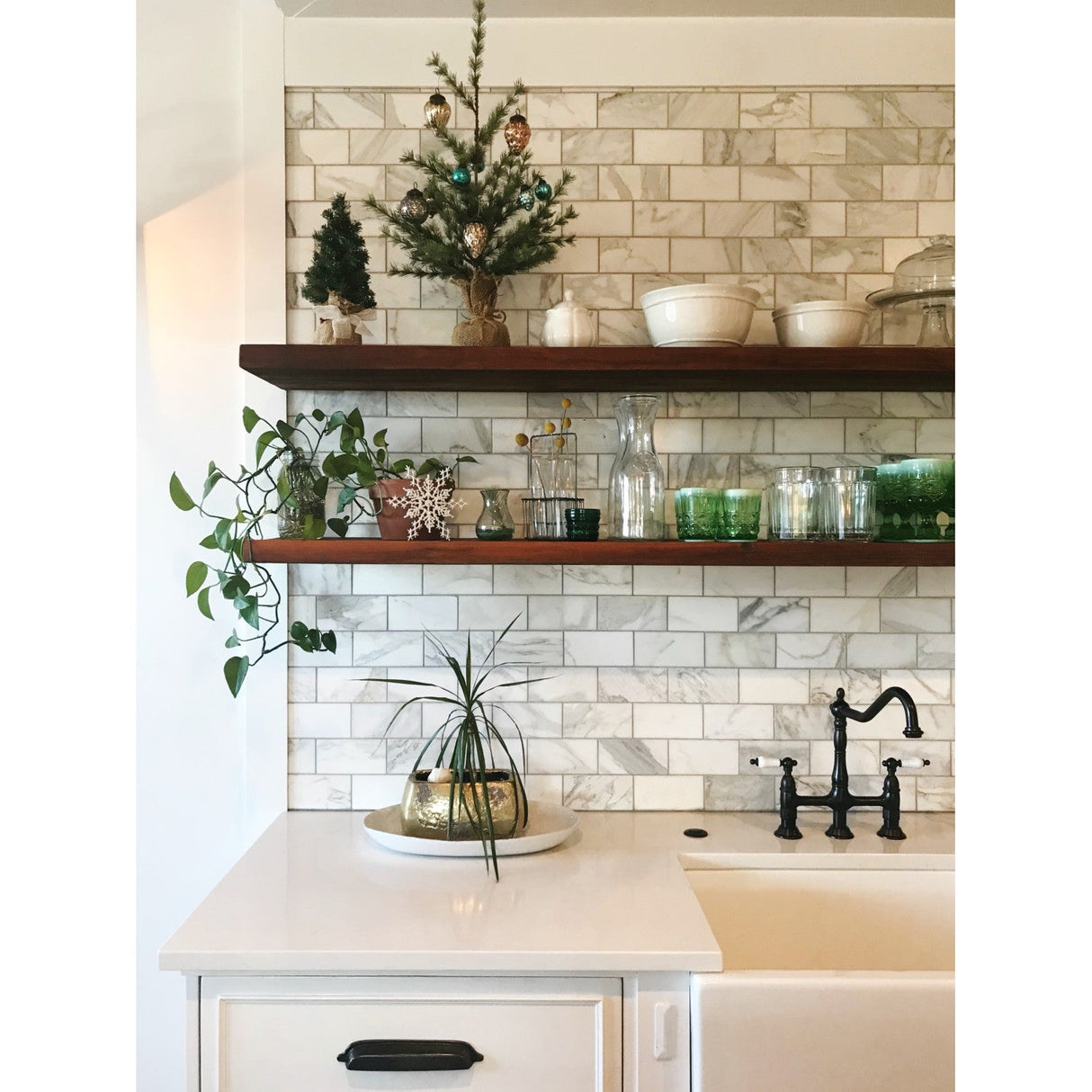 Heritage KS1275PLBS Two-Handle 4-Hole Deck Mount Bridge Kitchen Faucet with Brass Sprayer, Oil Rubbed Bronze