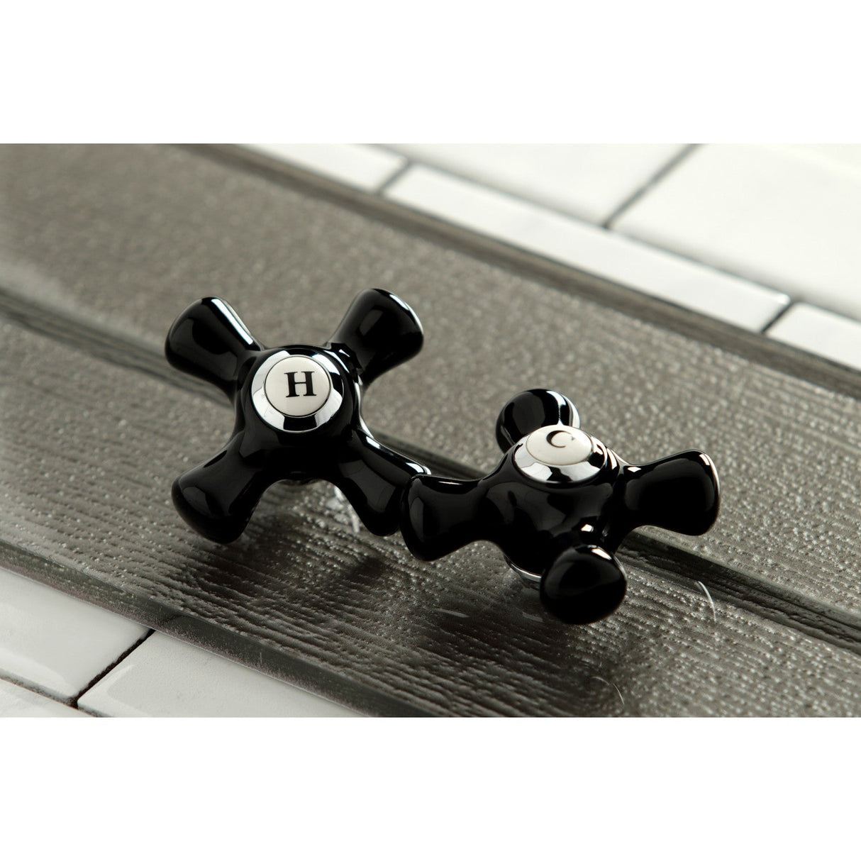 Duchess KS1601PKX Two-Handle 3-Hole Deck Mount 4" Centerset Bathroom Faucet with Brass Pop-Up, Polished Chrome