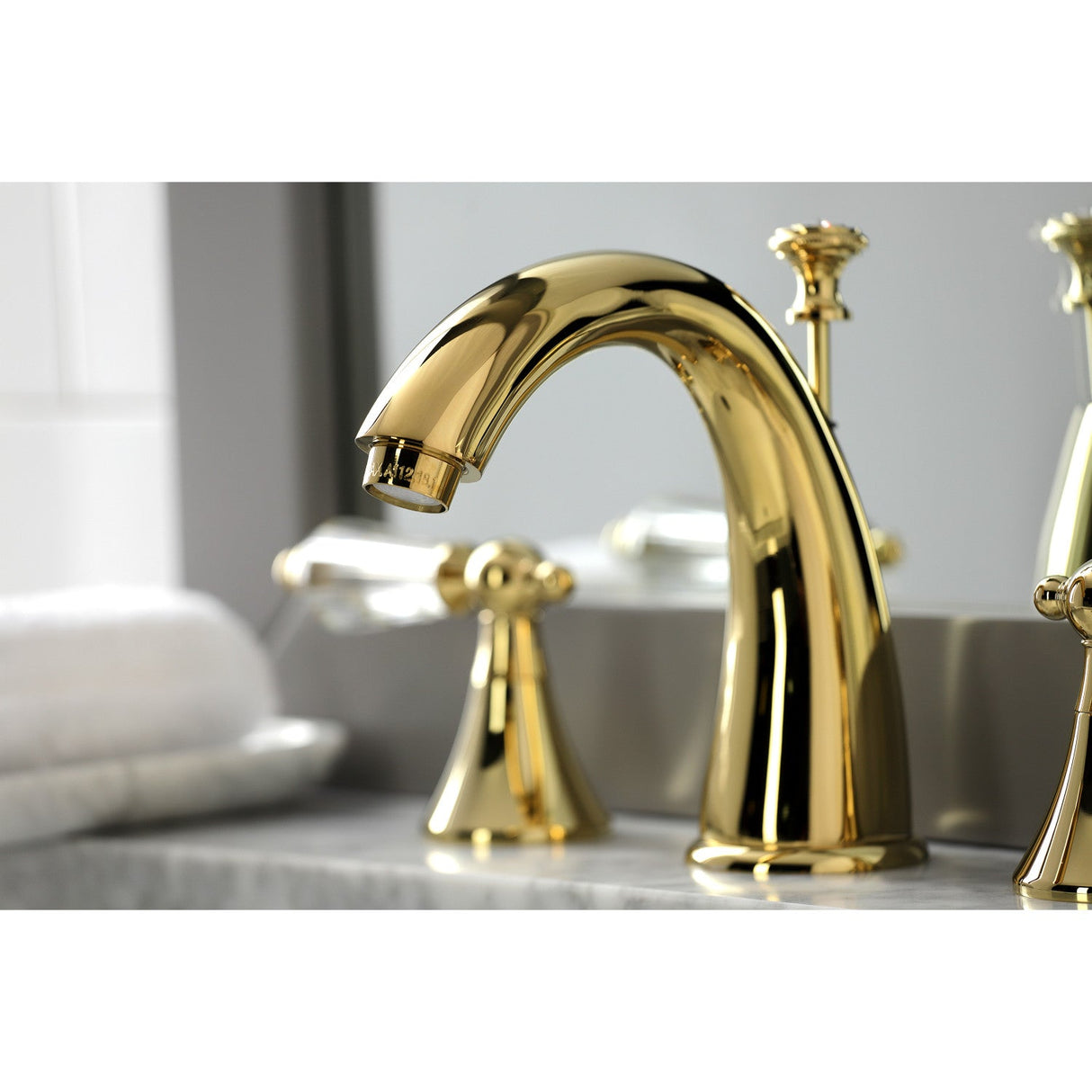 Wilshire KS2972WLL Two-Handle 3-Hole Deck Mount Widespread Bathroom Faucet with Brass Pop-Up, Polished Brass