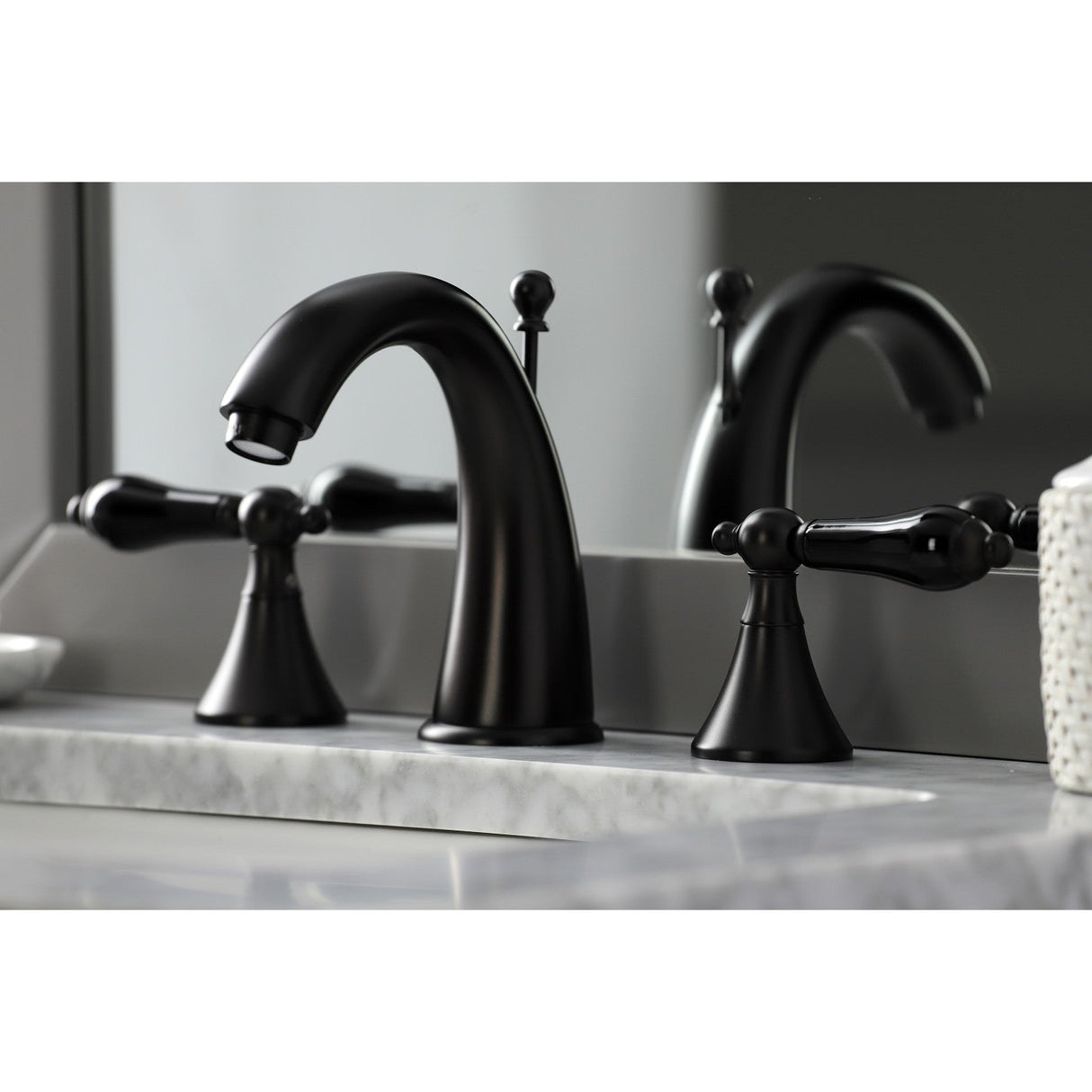 Duchess KS2975PKL Two-Handle Deck Mount Widespread Bathroom Faucet with Brass Pop-Up, Oil Rubbed Bronze
