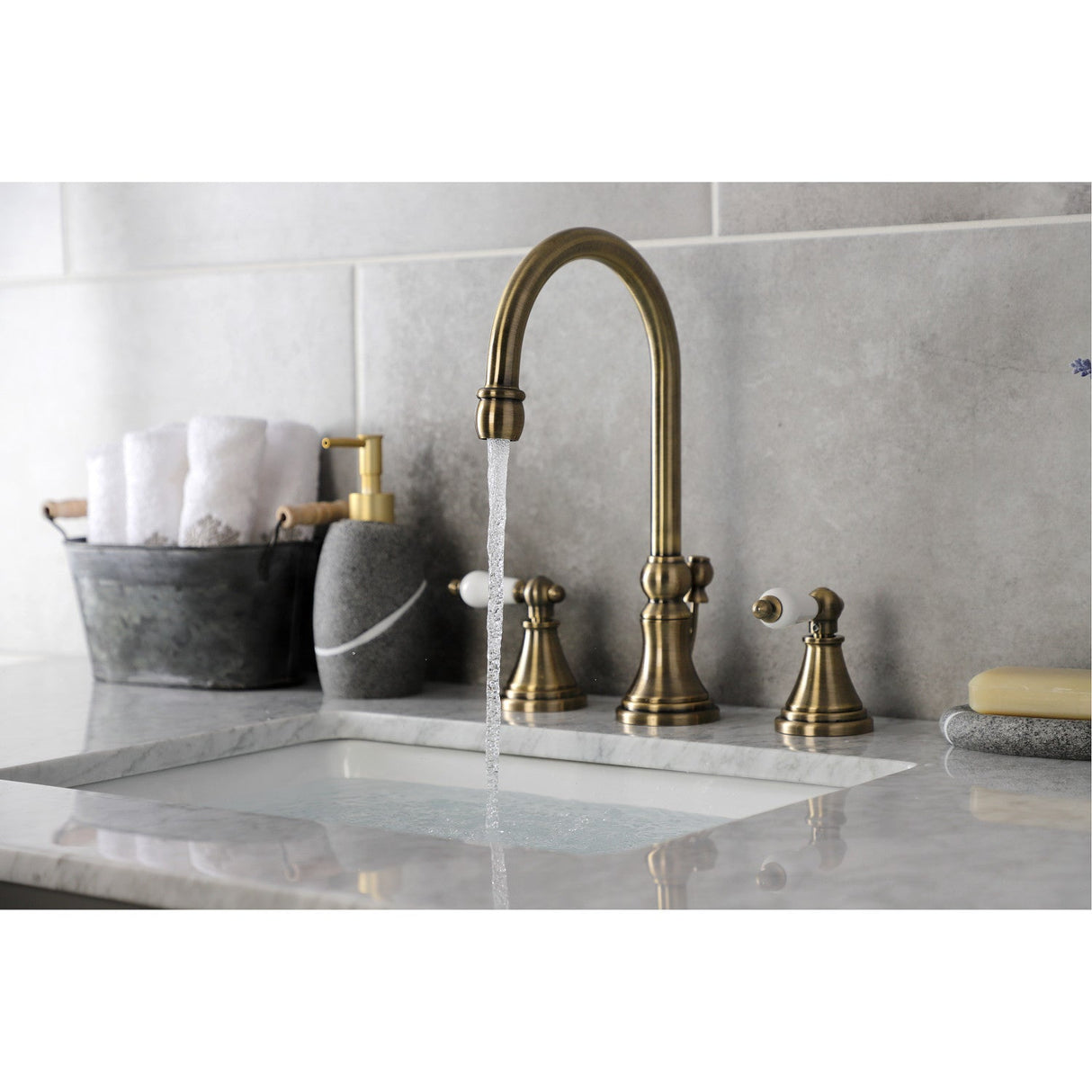 Governor KS2983PL Two-Handle 3-Hole Deck Mount Widespread Bathroom Faucet with Brass Pop-Up, Antique Brass