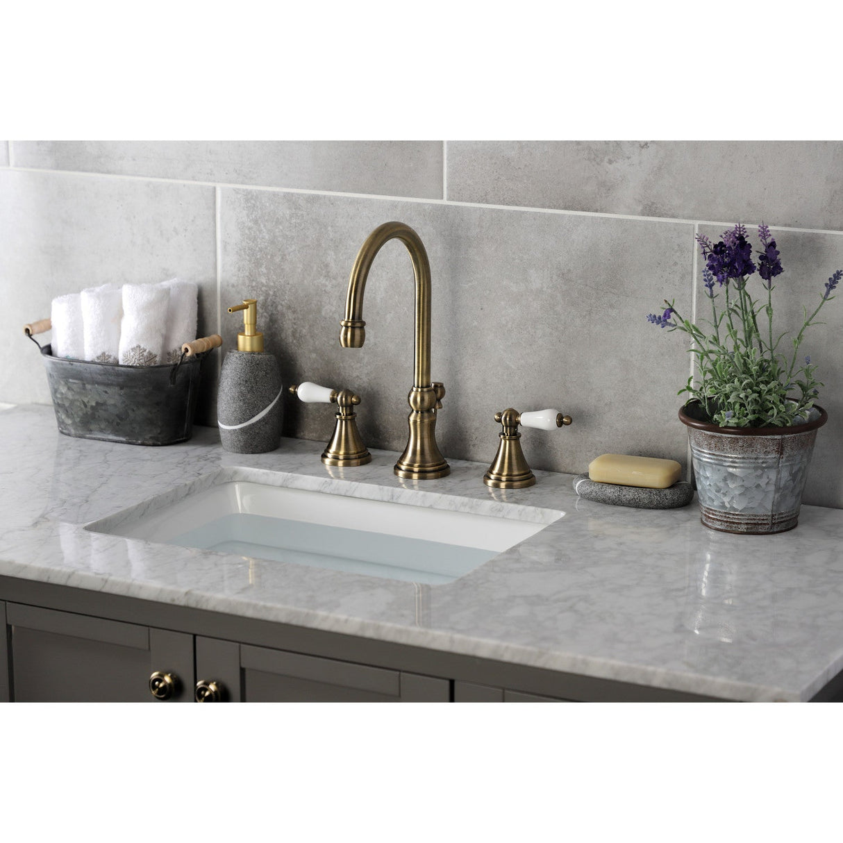 Governor KS2983PL Two-Handle 3-Hole Deck Mount Widespread Bathroom Faucet with Brass Pop-Up, Antique Brass