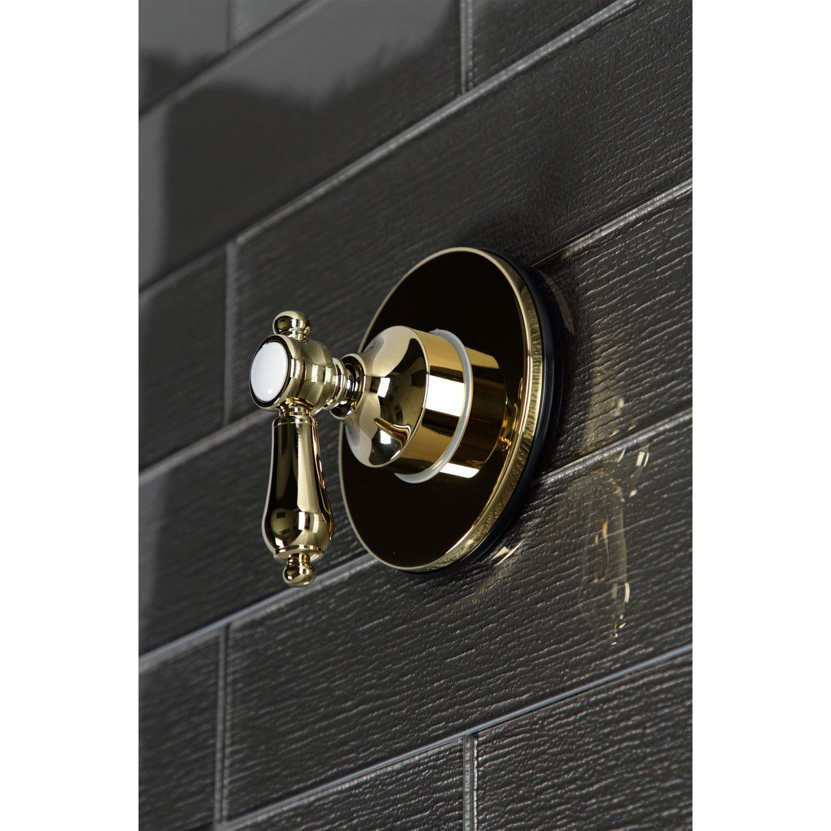 Heirloom KS3032BAL Single-Handle Wall Mount Three-Way Diverter Valve with Trim Kit, Polished Brass