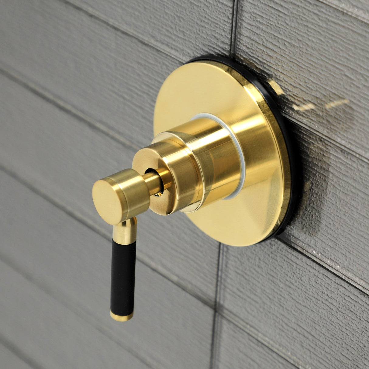 Kaiser KS3037DKL Single-Handle Wall Mount Three-Way Diverter Valve with Trim Kit, Brushed Brass