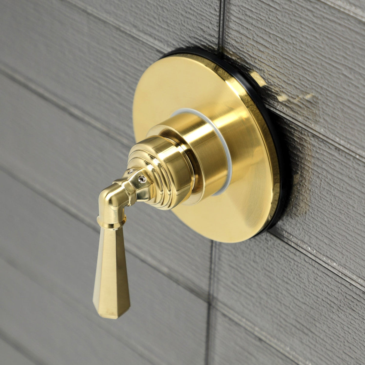 KS3037HL Single-Handle Wall Mount Three-Way Diverter Valve with Trim Kit, Brushed Brass