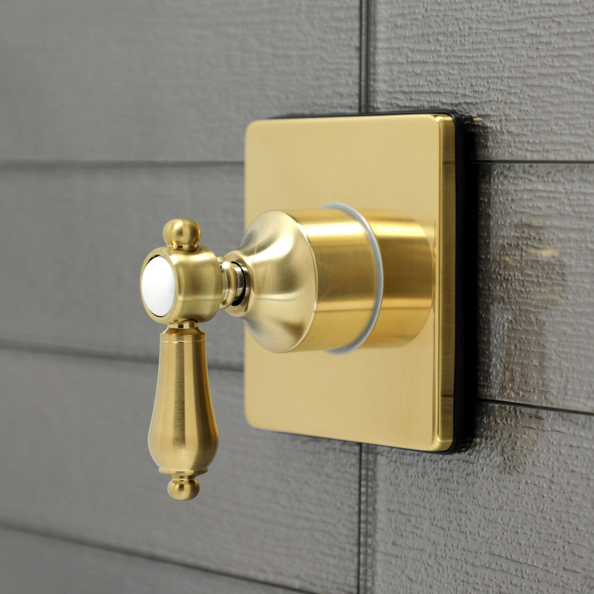 Heirloom KS3047BAL Single-Handle Wall Mount Three-Way Diverter Valve with Trim Kit, Brushed Brass