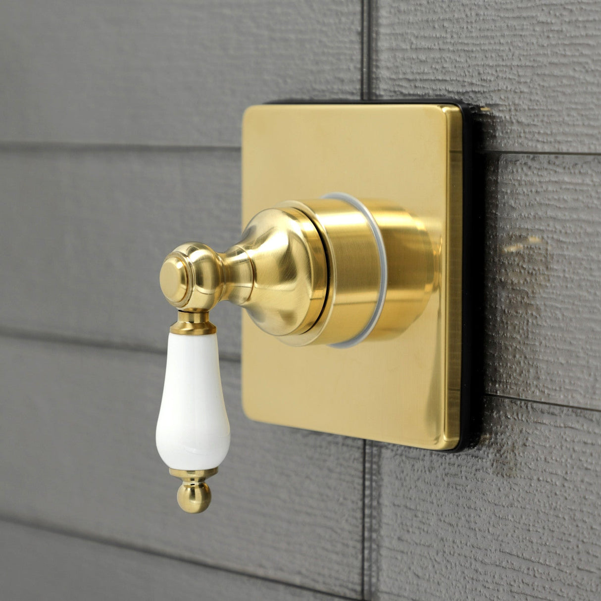 KS3047PL Single-Handle Wall Mount Three-Way Diverter Valve with Trim Kit, Brushed Brass