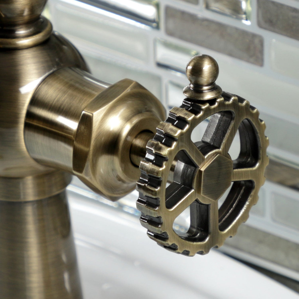 Fuller KS3543CG Single-Handle 1-Hole Deck Mount Bathroom Faucet with Push Pop-Up, Antique Brass