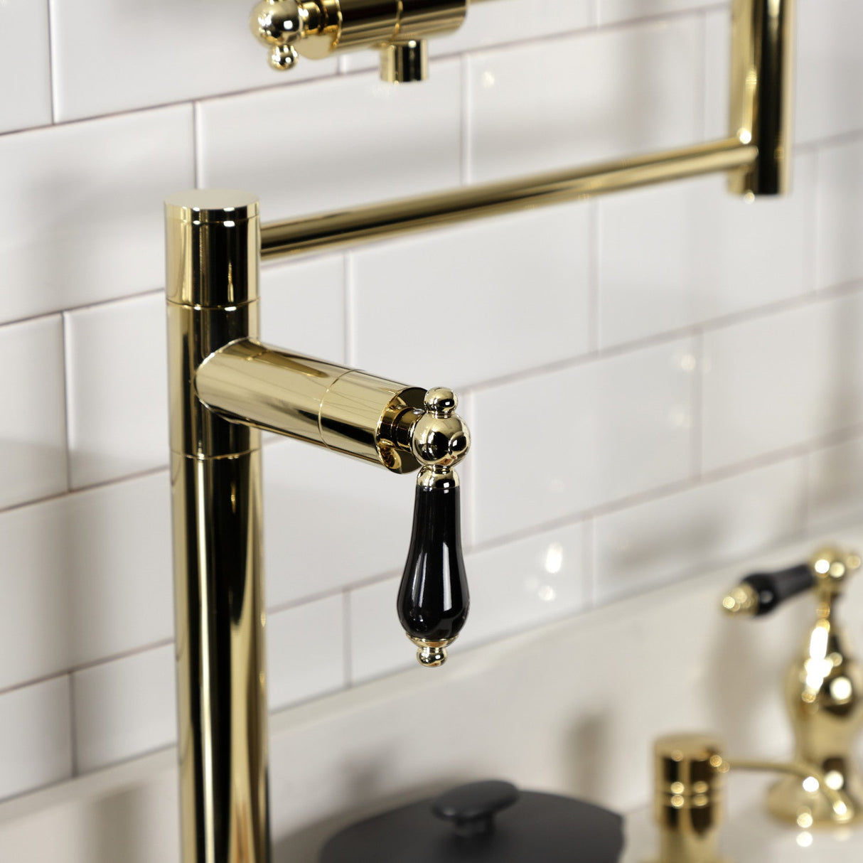 Duchess KS4702PKL Single-Hole Deck Mount Pot Filler, Polished Brass