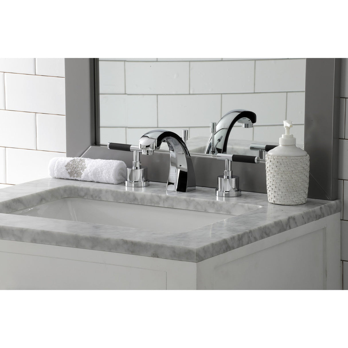 Kaiser KS4981CKL Two-Handle Deck Mount Widespread Bathroom Faucet with Brass Pop-Up, Polished Chrome