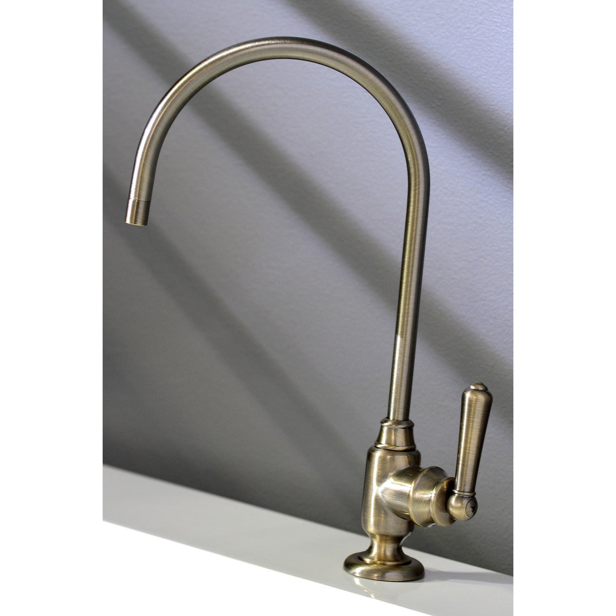 Magellan KS5193NML Single-Handle 1-Hole Deck Mount Water Filtration Faucet, Antique Brass