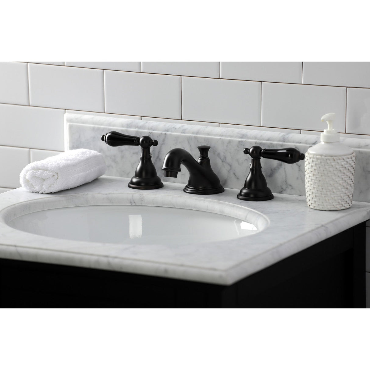 Duchess KS5565PKL Two-Handle Deck Mount Widespread Bathroom Faucet with Brass Pop-Up, Oil Rubbed Bronze