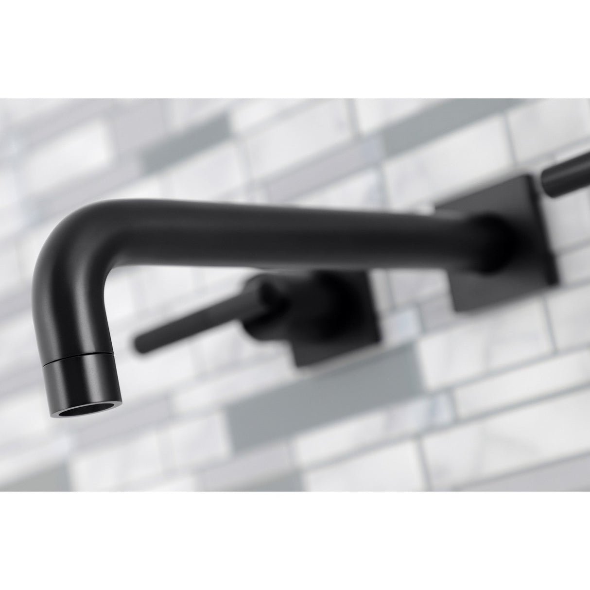Kaiser KS6020CKL Two-Handle 3-Hole Wall Mount Roman Tub Faucet, Matte Black