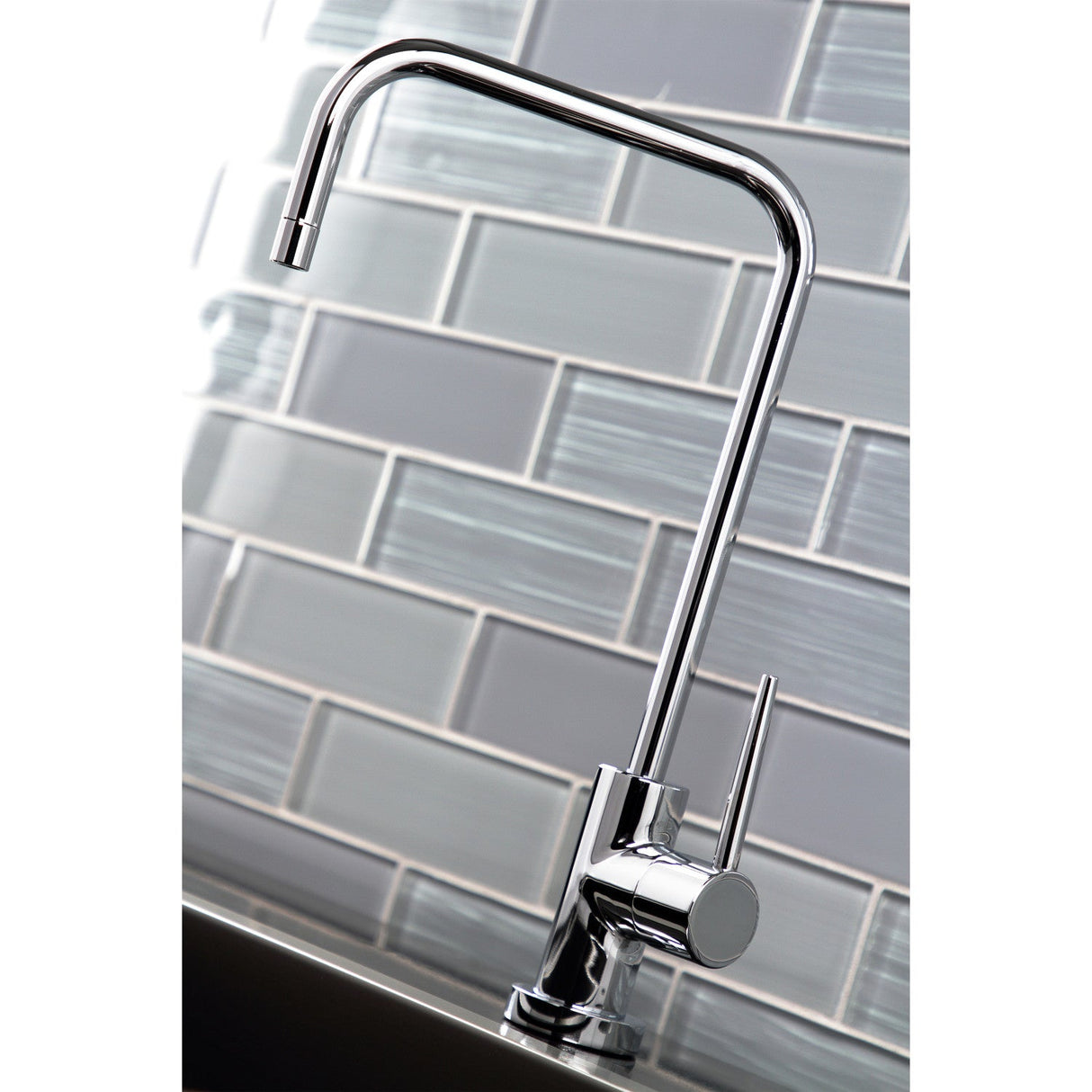 New York KS6191NYL Single-Handle 1-Hole Deck Mount Water Filtration Faucet, Polished Chrome