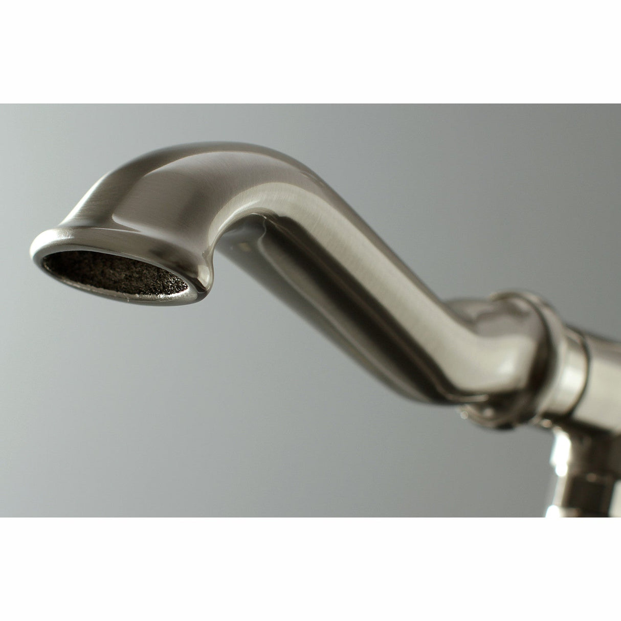 Royale KS7018RL Single-Handle 1-Hole Freestanding Tub Faucet with Hand Shower, Brushed Nickel