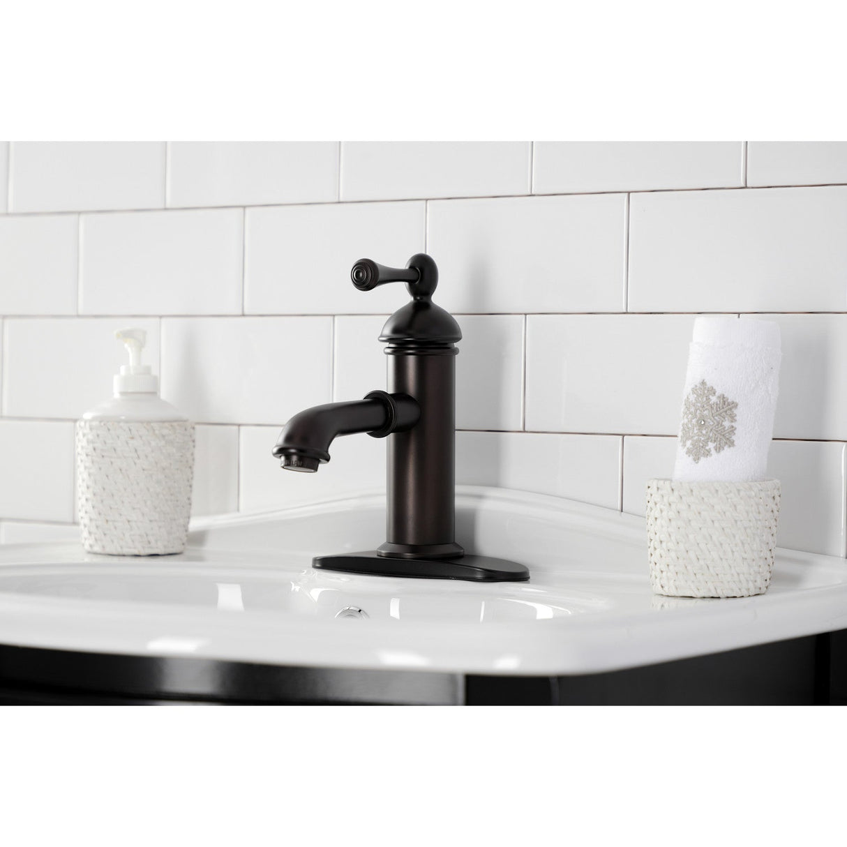 Paris KS7415BL Single-Handle 1-Hole Deck Mount Bathroom Faucet with Brass Pop-Up, Oil Rubbed Bronze
