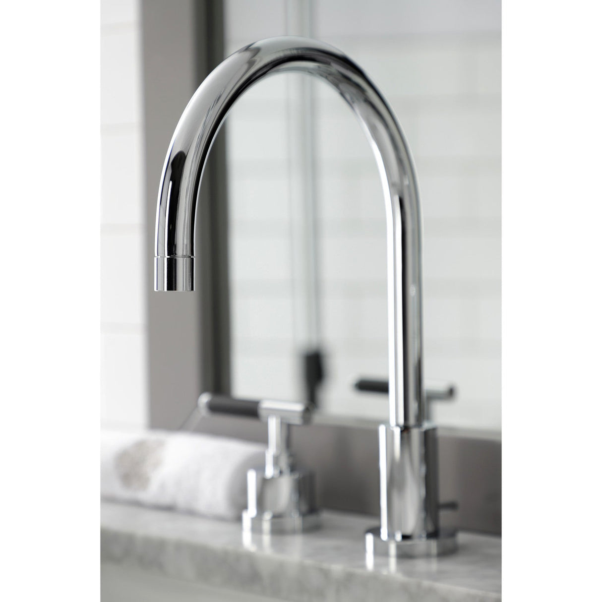 Kaiser KS8921CKL Two-Handle Deck Mount Widespread Bathroom Faucet with Brass Pop-Up, Polished Chrome