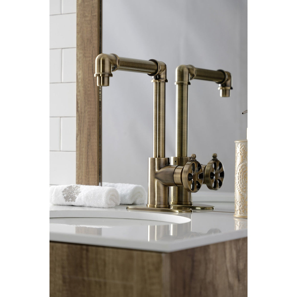 Belknap KSD144RXAB Single-Handle 1-Hole Deck Mount Bathroom Faucet with Push Pop-Up, Antique Brass