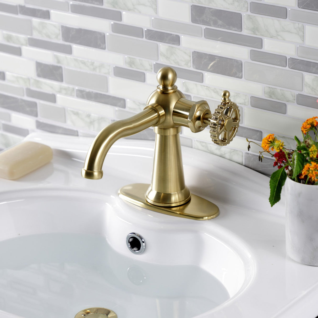 Fuller KSD3547CG Single-Handle 1-Hole Deck Mount Bathroom Faucet with Push Pop-Up and Deck Plate, Brushed Brass