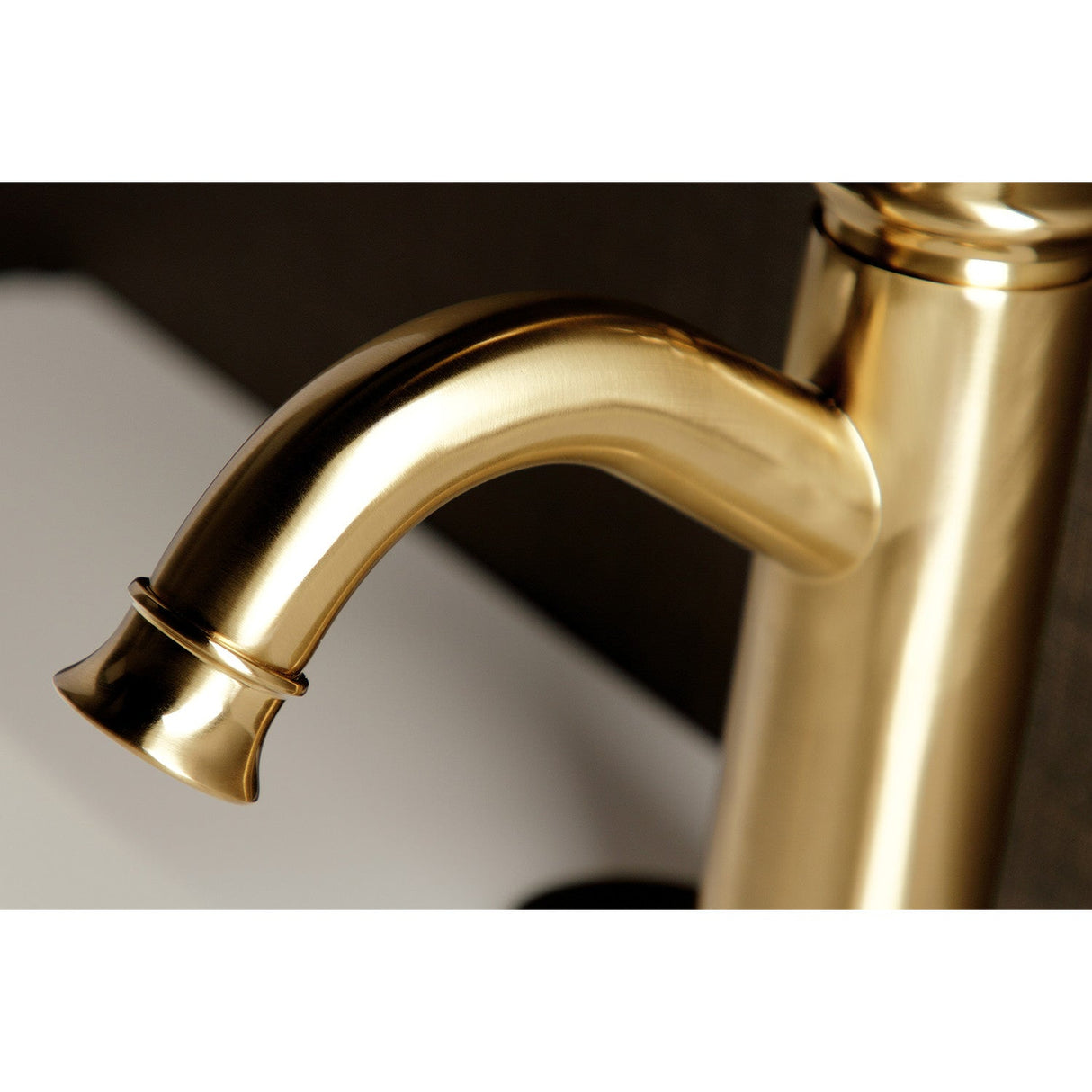 Royale LS5413RL Single-Handle 1-Hole Deck Mount Bathroom Faucet with Push Pop-Up, Brushed Brass
