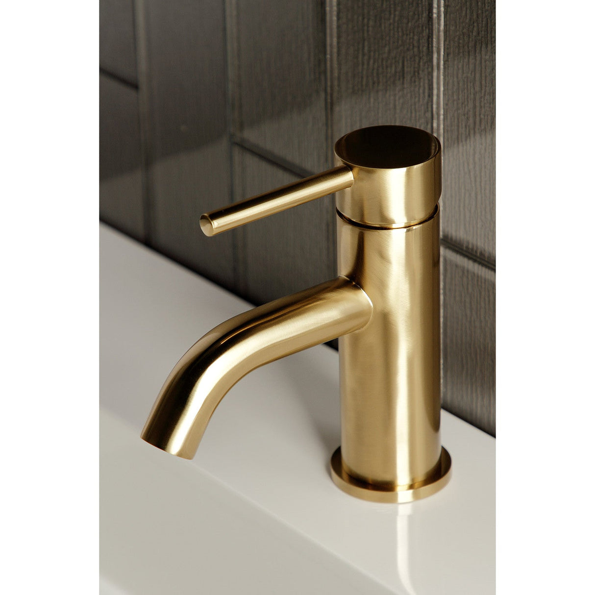 Concord LS8223DL Single-Handle 1-Hole Deck Mount Bathroom Faucet with Push Pop-Up, Brushed Brass
