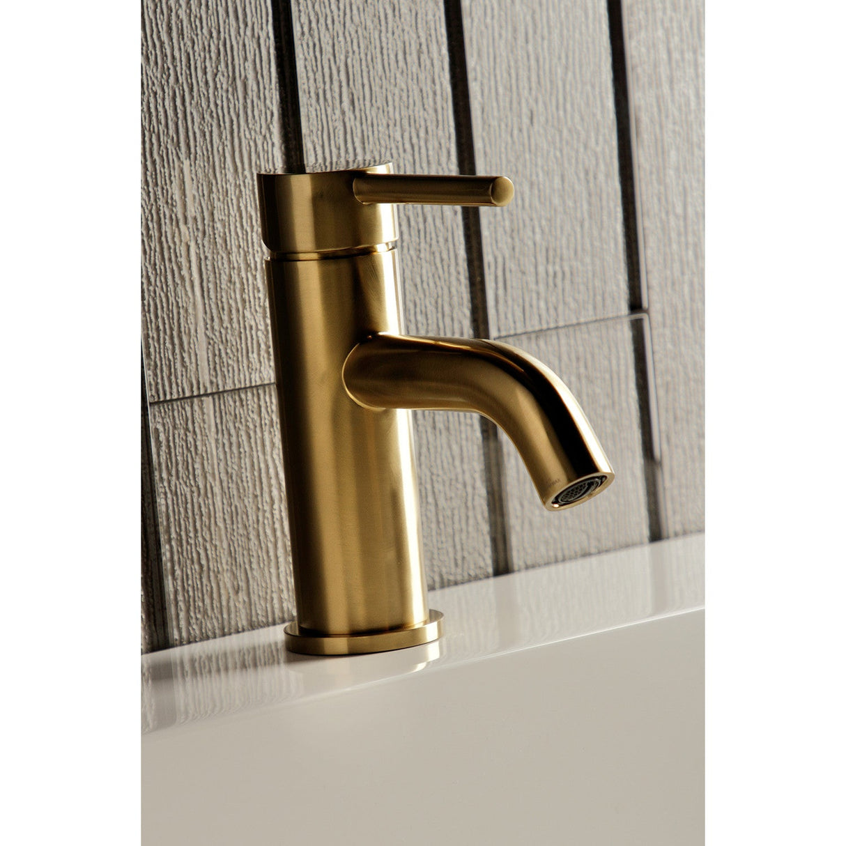 Concord LS8223DL Single-Handle 1-Hole Deck Mount Bathroom Faucet with Push Pop-Up, Brushed Brass