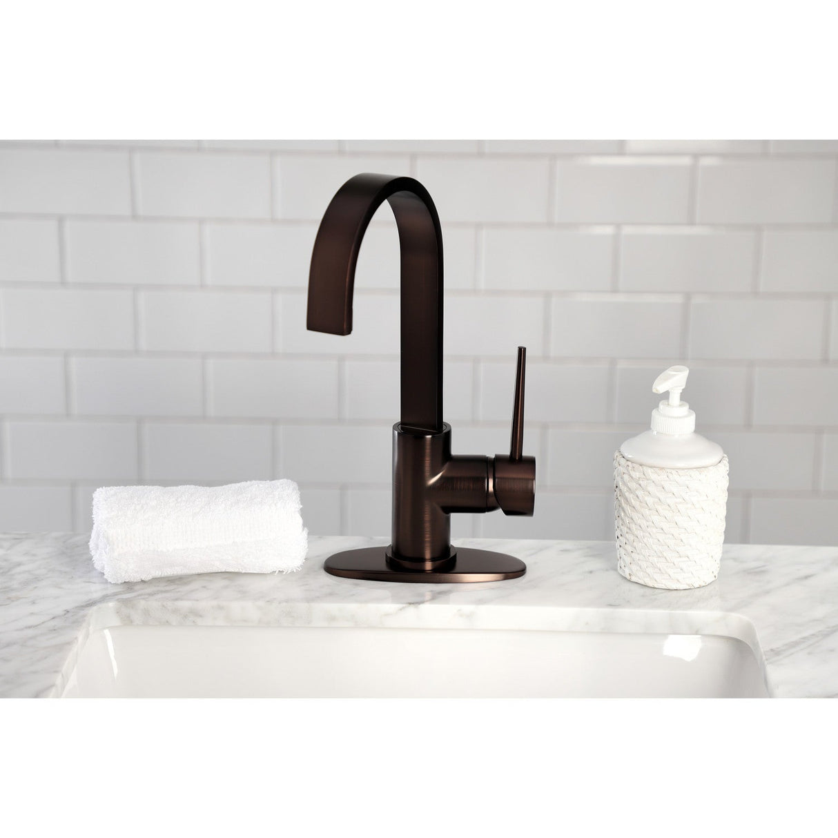 New York LS8615NYL Single-Handle 1-Hole Deck Mount Bar Faucet, Oil Rubbed Bronze