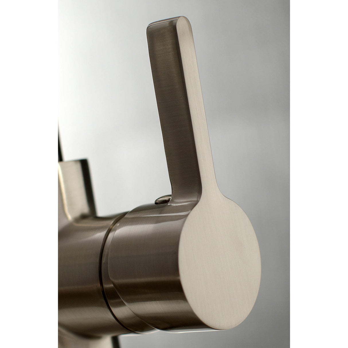 Continental LS8688CTL Single-Handle 1-Hole Deck Mount Pull-Down Sprayer Kitchen Faucet, Brushed Nickel