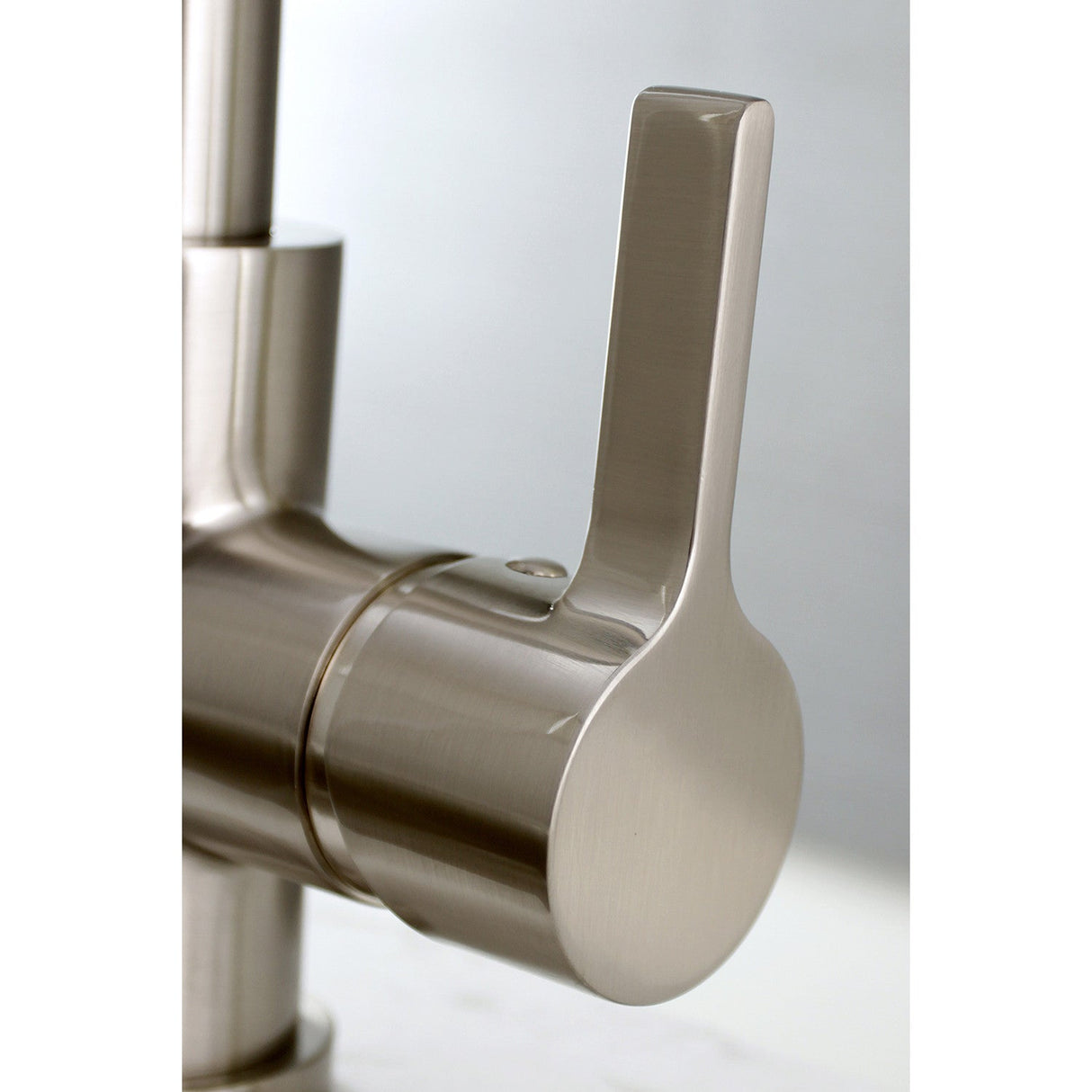 Continental LS8728CTL Single-Handle 1-Hole Deck Mount Pull-Down Sprayer Kitchen Faucet, Brushed Nickel