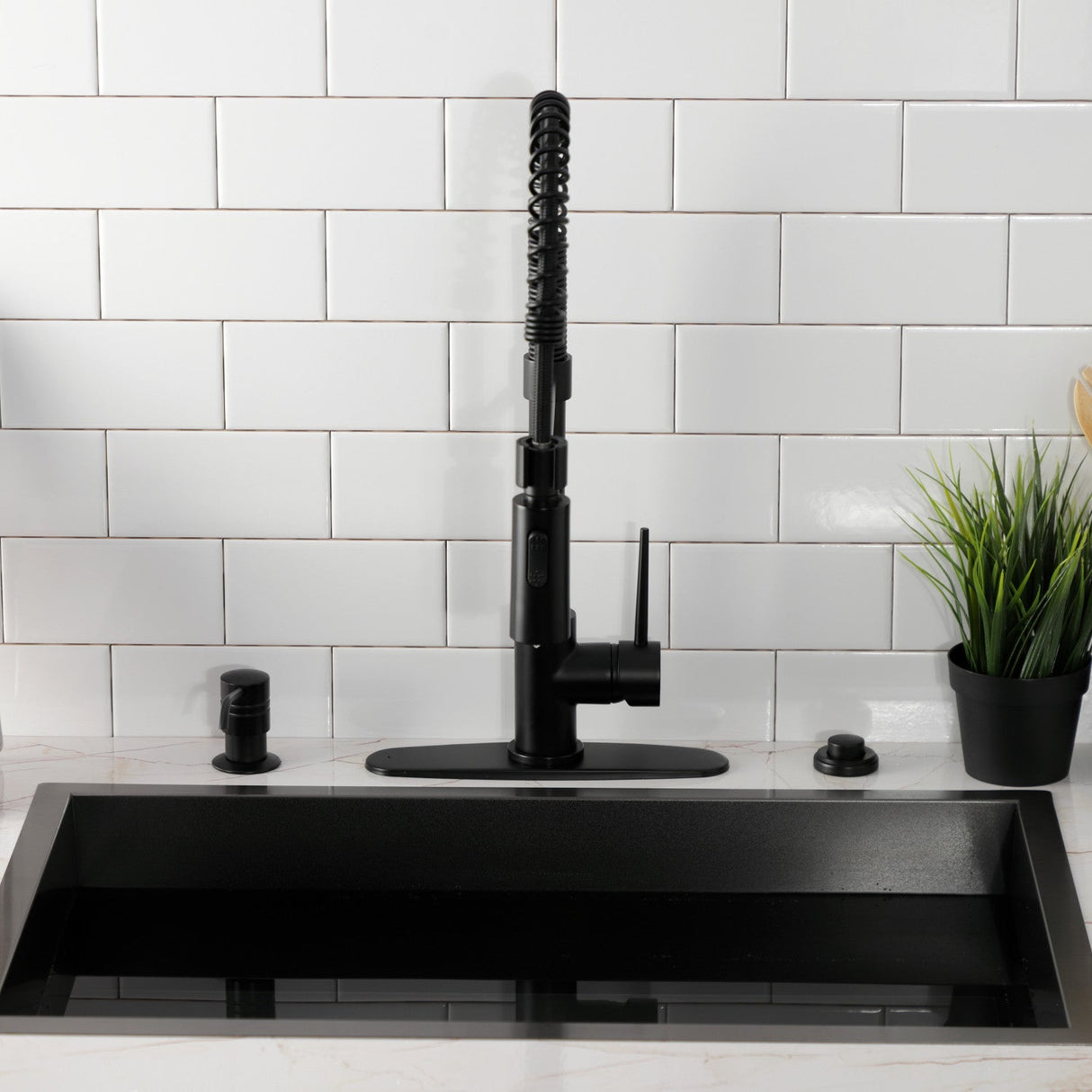 New York LS8770NYL Single-Handle 1-Hole Deck Mount Pre-Rinse Kitchen Faucet, Matte Black