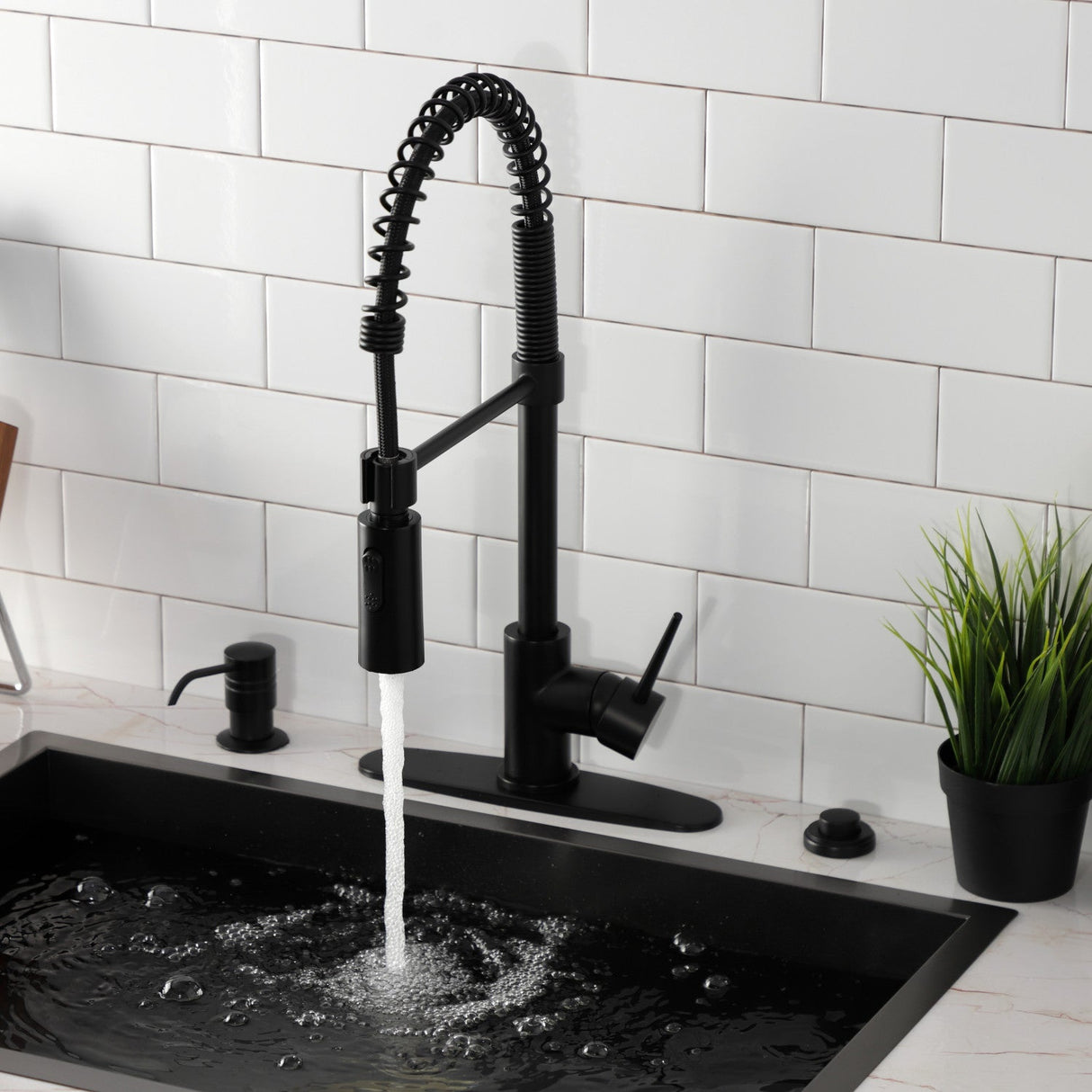 New York LS8770NYL Single-Handle 1-Hole Deck Mount Pre-Rinse Kitchen Faucet, Matte Black