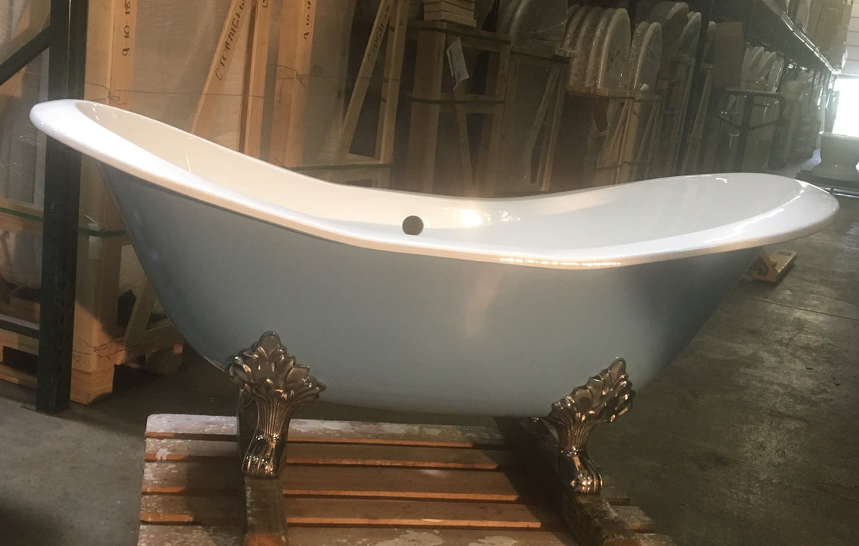 Zaira Acrylic Bathtub..