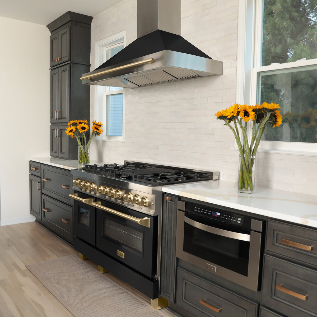 ZLINE Autograph Edition Stainless Steel Range Hood with Black Matte Shell (KB4STZ-BLM-G)