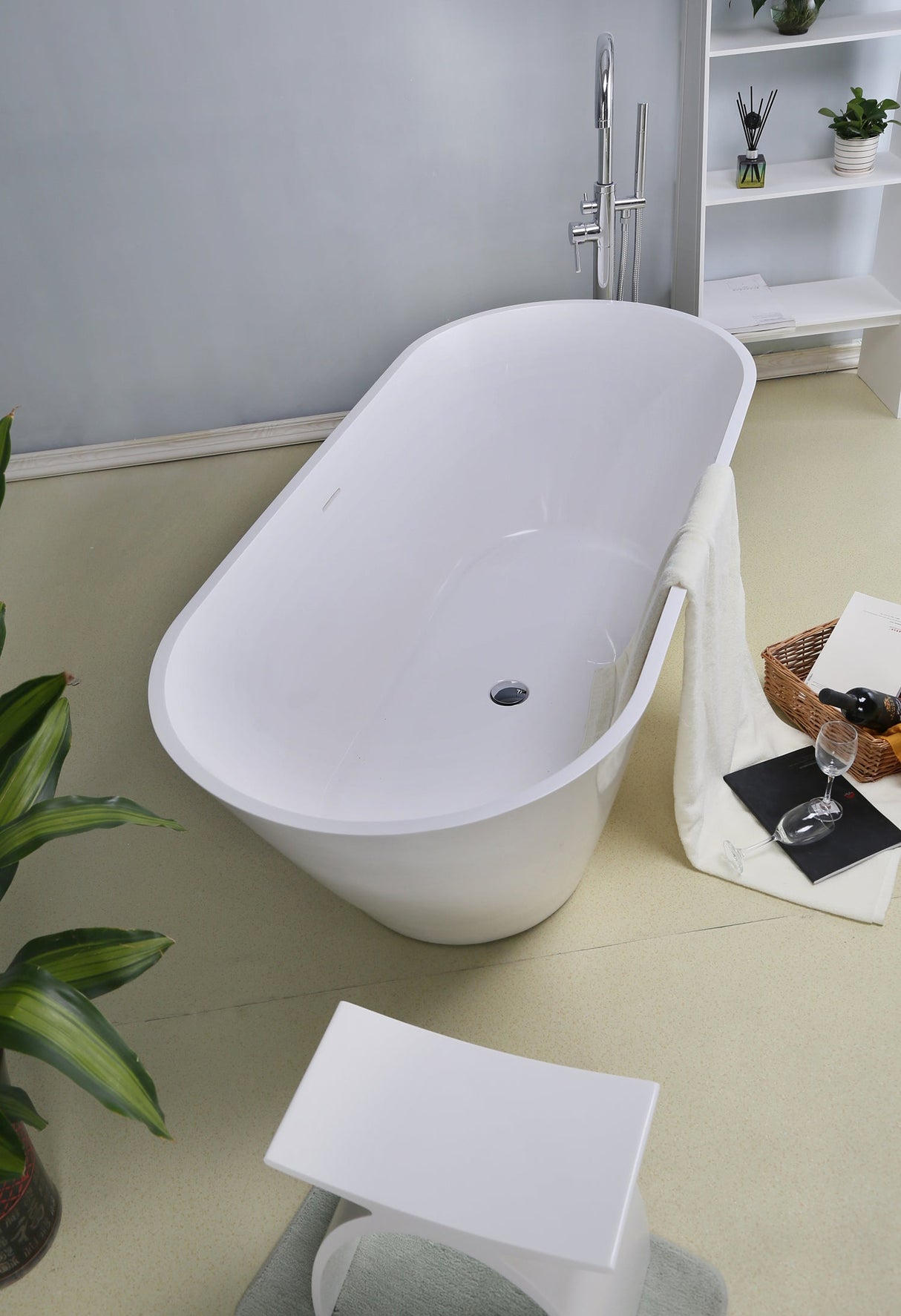 Nishi 68" BARstone Freestanding Tub