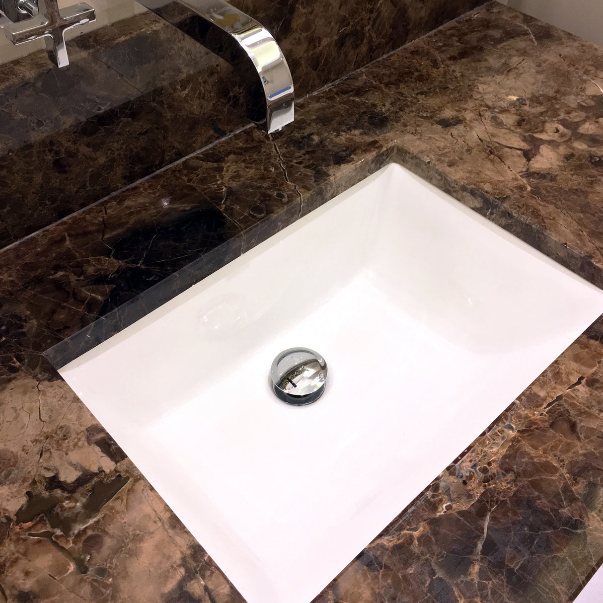 Nantucket Sinks 18 Inch x 13 Inch Undermount Ceramic Sink In White UM-18x13-W