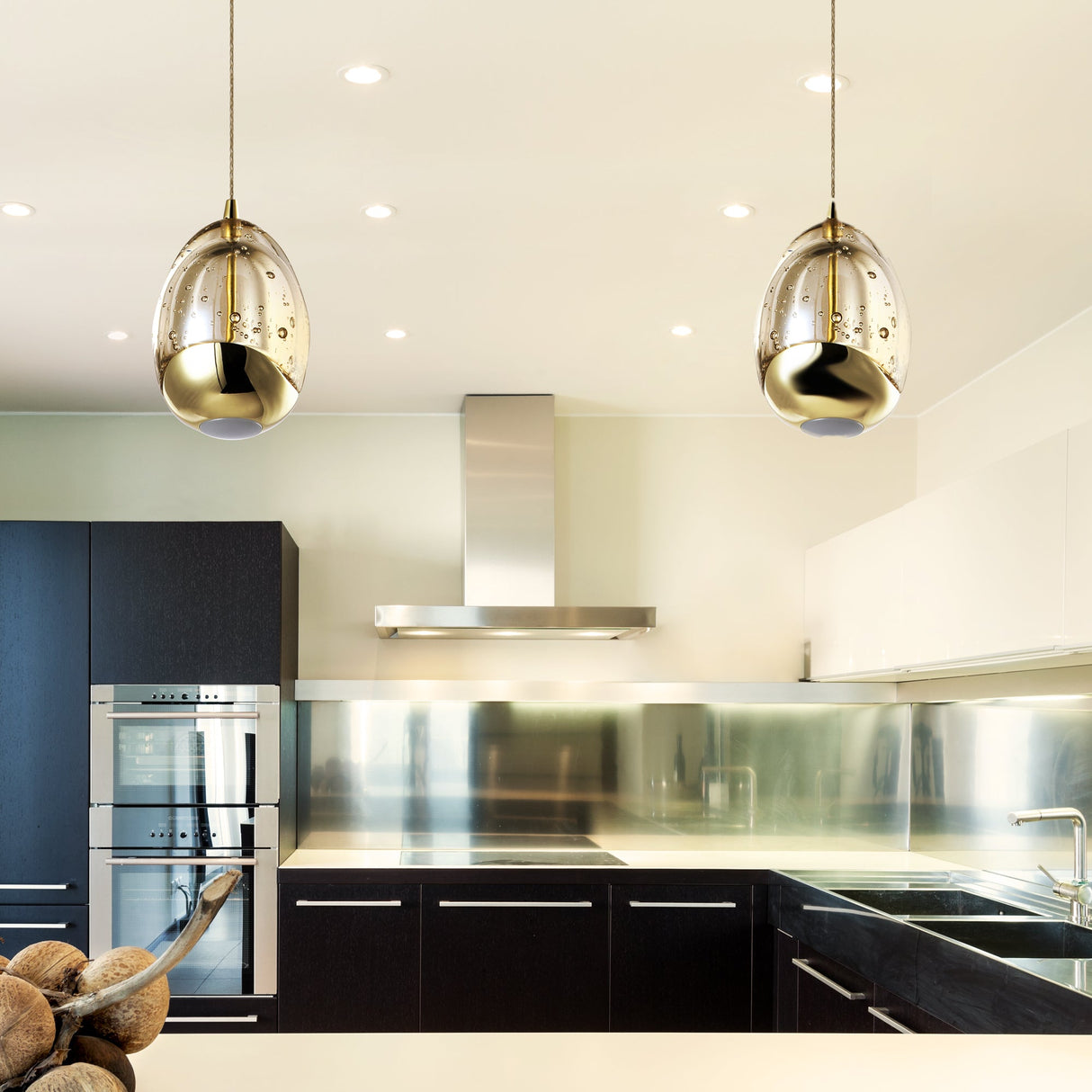 VONN Artisan Venezia VAP2201GL 3.5" Integrated LED ETL Certified Height Adjustable Pendant w/ Glass Shade, Black