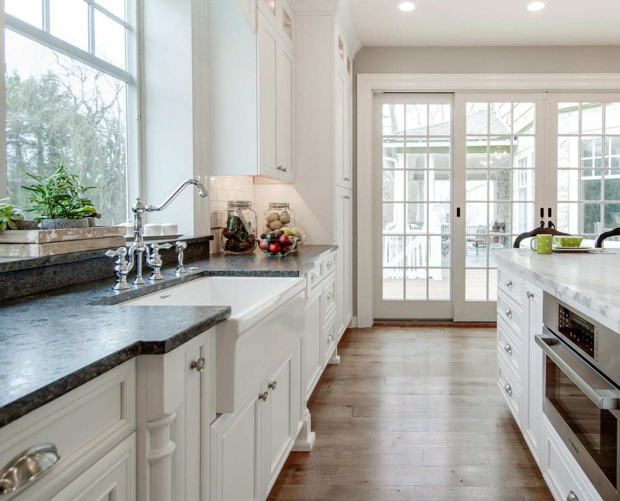 Glencove Fireclay 30" Reversible Sink with Elegant Beveled Front Apron on one side Decorative 2" Lip Plain on Opposite Side