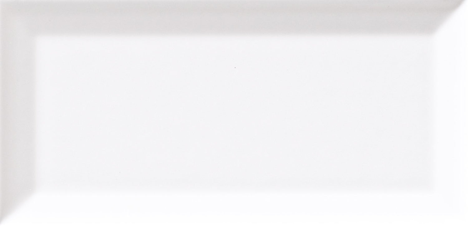 Roca Tile Usa Inc United States Ceramic Tile 3X6 Bevelled U081 White Ice Bright Ceramic Wall Tile U081-Bv