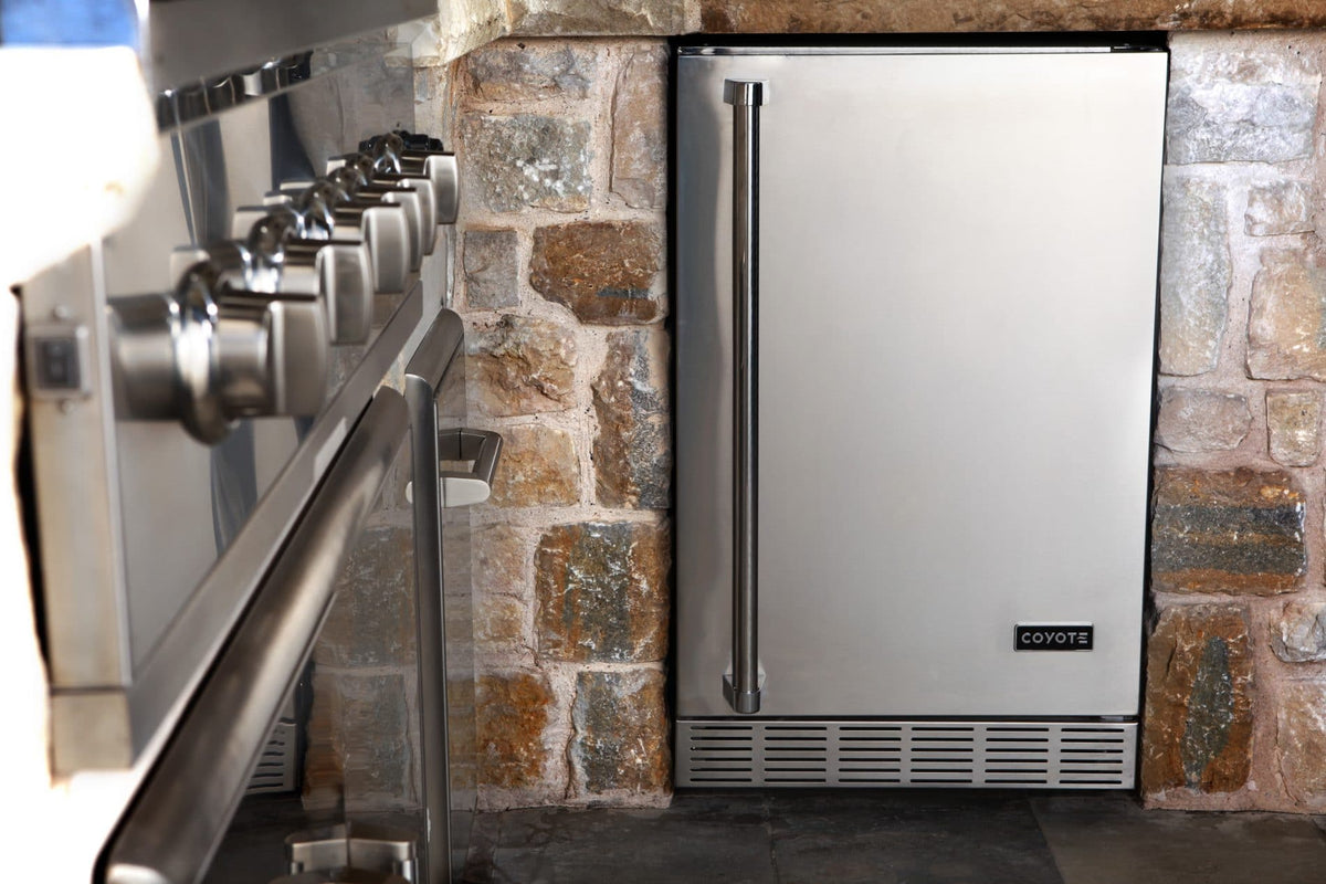 Coyote C124R-S 24" Outdoor Refrigerator, Reversible Hinge, Stainless Steel - image 5