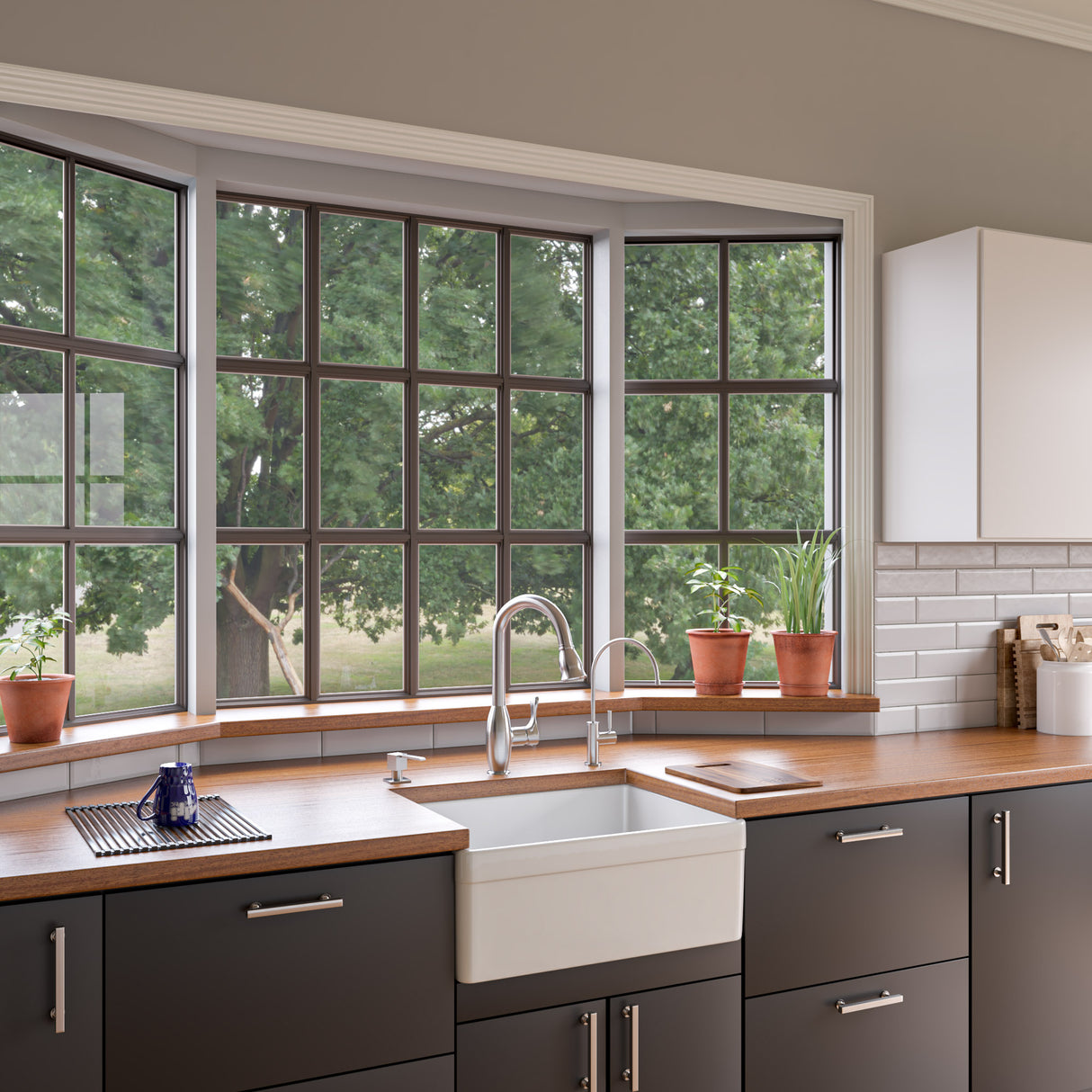 ALFI brand AB506-W White 26" Decorative Lip Apron Single Bowl Fireclay Farmhouse Kitchen Sink