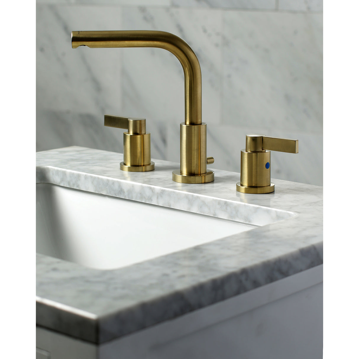Fauceture FSC8953NDL 8 in. Widespread Bathroom Faucet, Brushed Brass