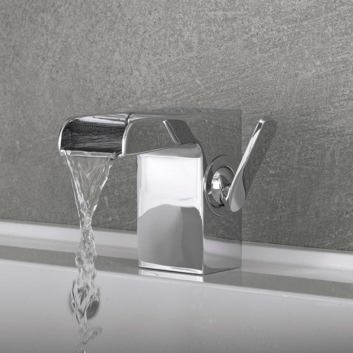 DAX Brass Single Handle Waterfall Bathroom Faucet, Chrome DAX-9825