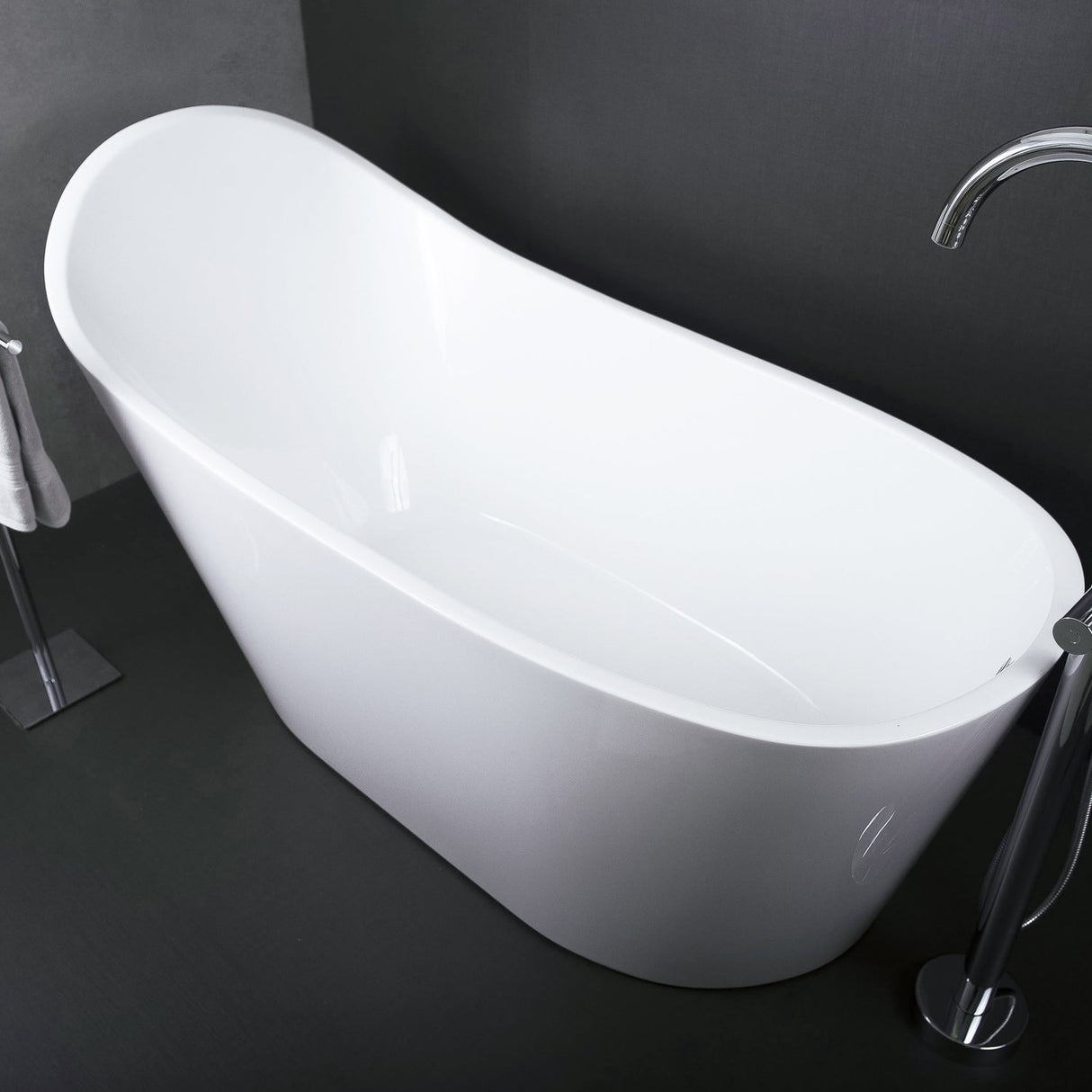 DAX Acrylic Oval High Back Freestanding Bathtub, White BT-8089