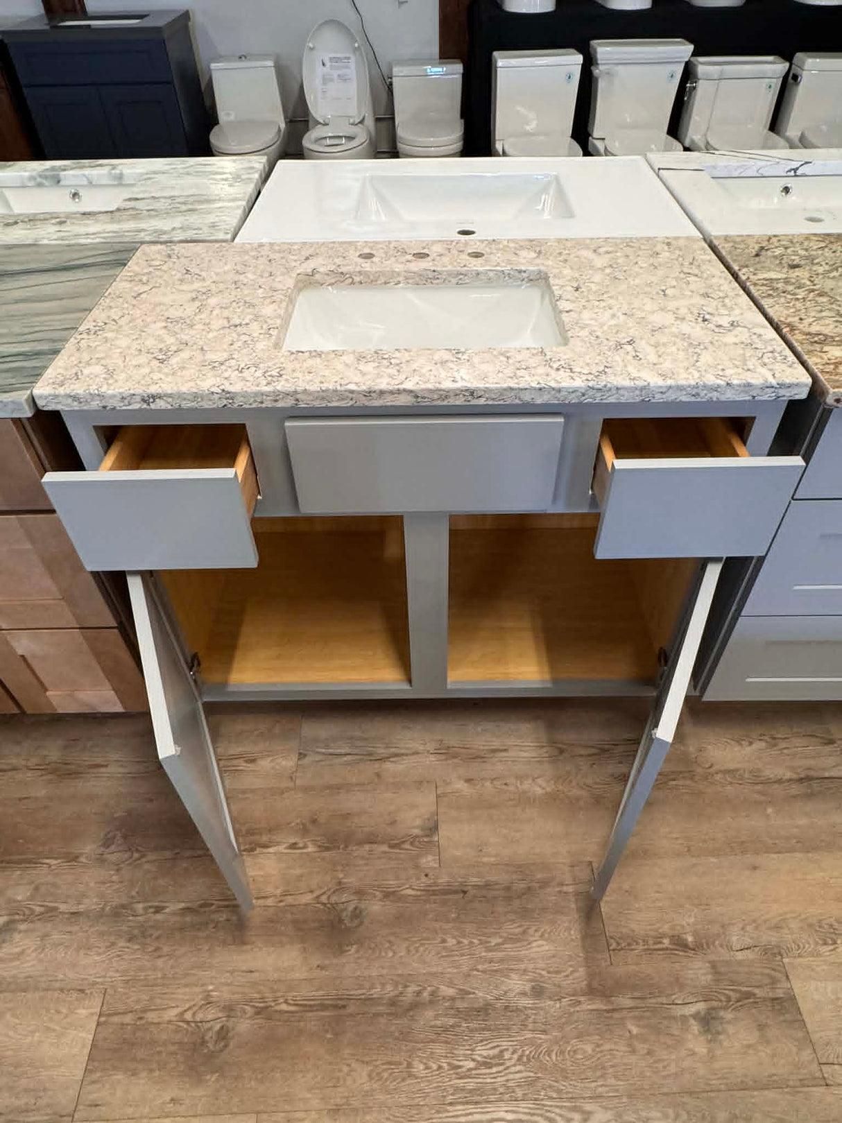 43" Glorious KCD Light Grey with Custom Quartz Top Bathroom Vanity