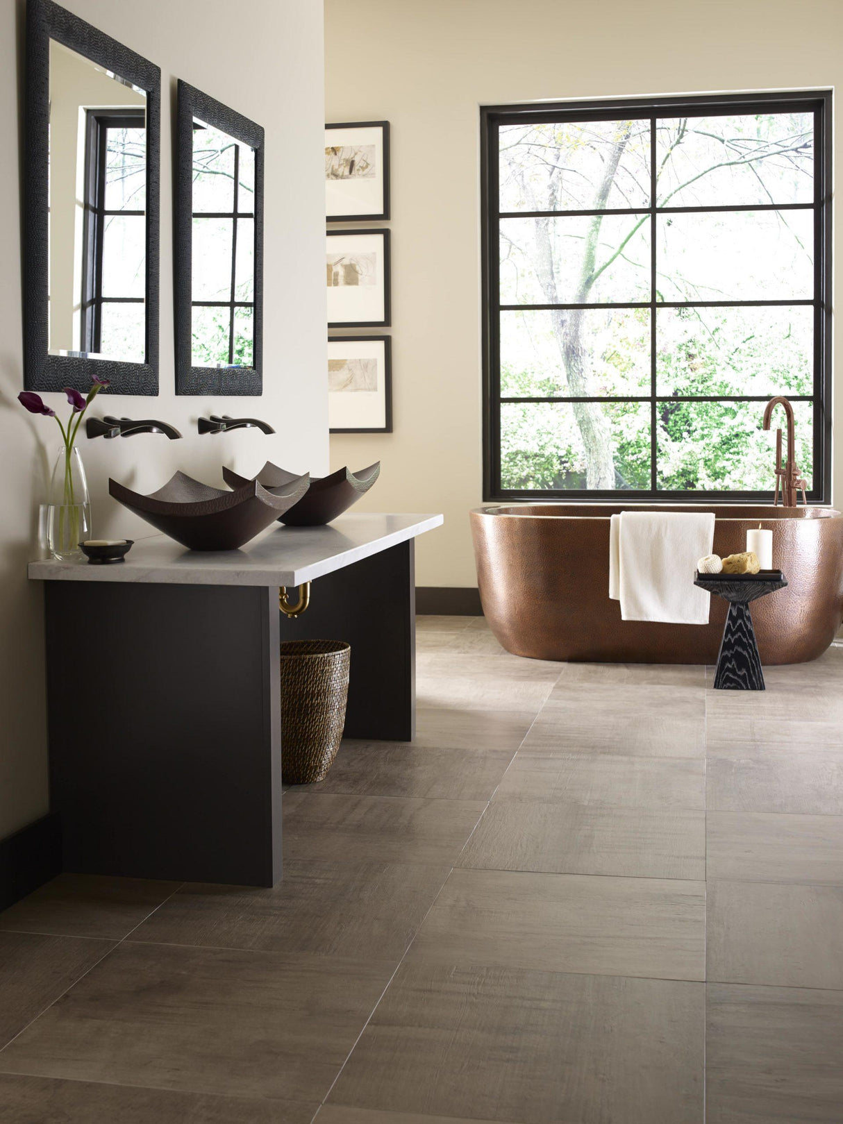 Thompson Traders Caladonia Tub Cuitzeo TBT-6960-DW Antique Copper
(Hammered)
**Drain not included**
^^see note below