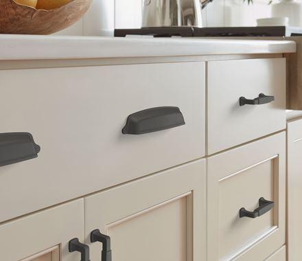 Amerock Cabinet Pull Matte Black 5-1/16 inch (128 mm) Center-to-Center Stature 1 Pack Drawer Pull Cabinet Handle Cabinet Hardware