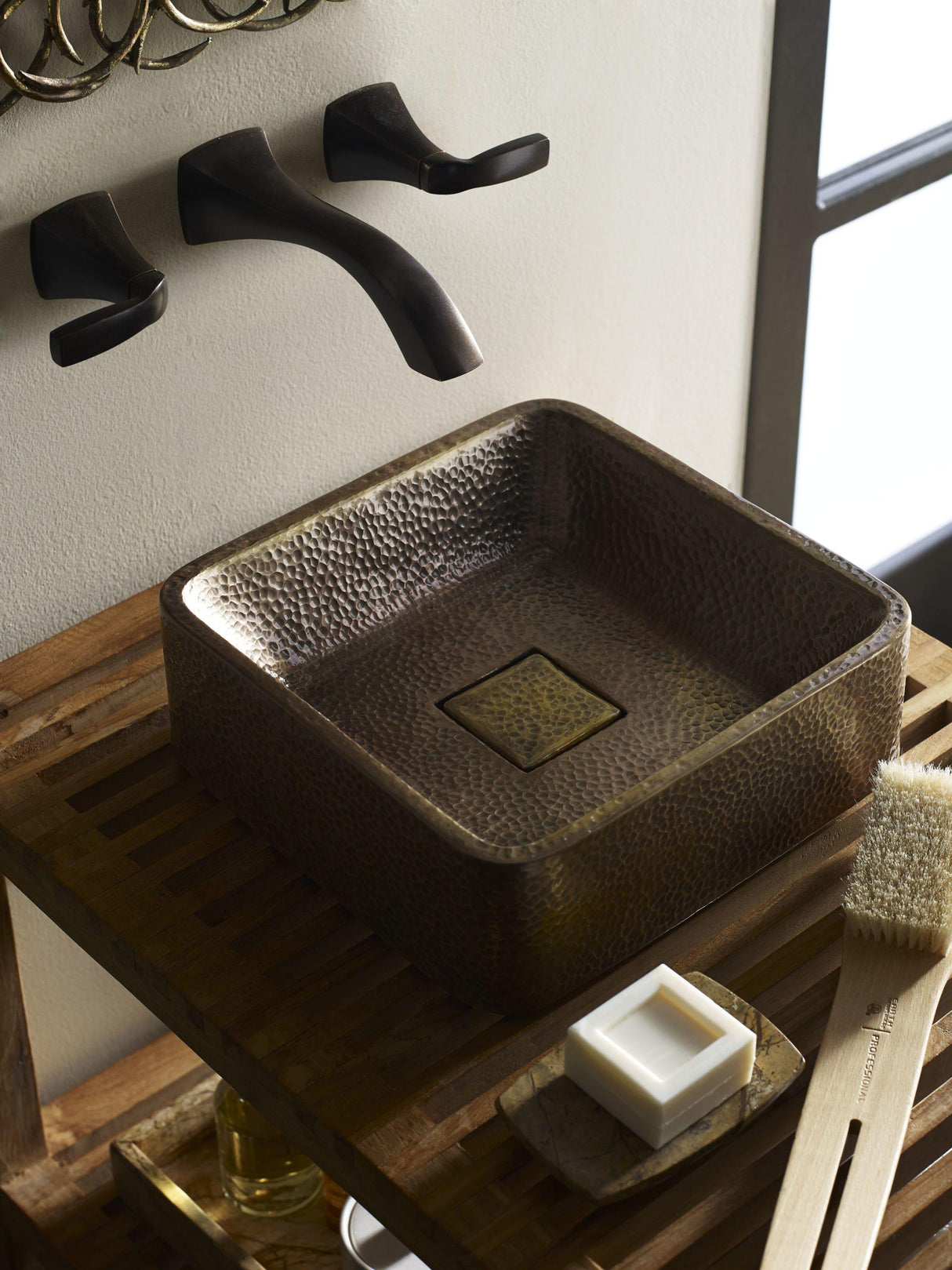 Thompson Traders Chelsea II Coroneo BSV-1212BC Aged Copper
(Hammered)