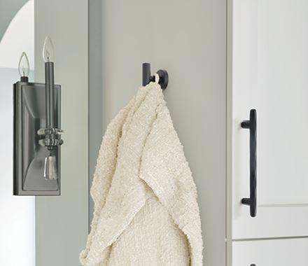 Amerock BH26542MB Matte Black Single Robe Hook 2-1/4 in. (57 mm) Length Towel Holder Arrondi Towel Hook for Bathroom Bathroom Hardware Bath Accessories